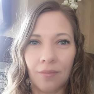 Meet your Posher, Anaka